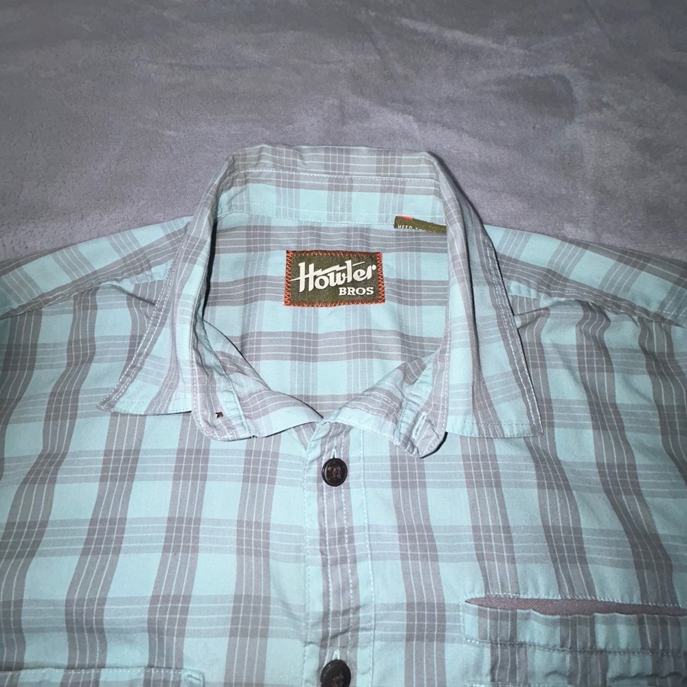 Howler Bros Men Blue Plaid Short Sleeve Button Up Shirt Size Medium Cotton Blend